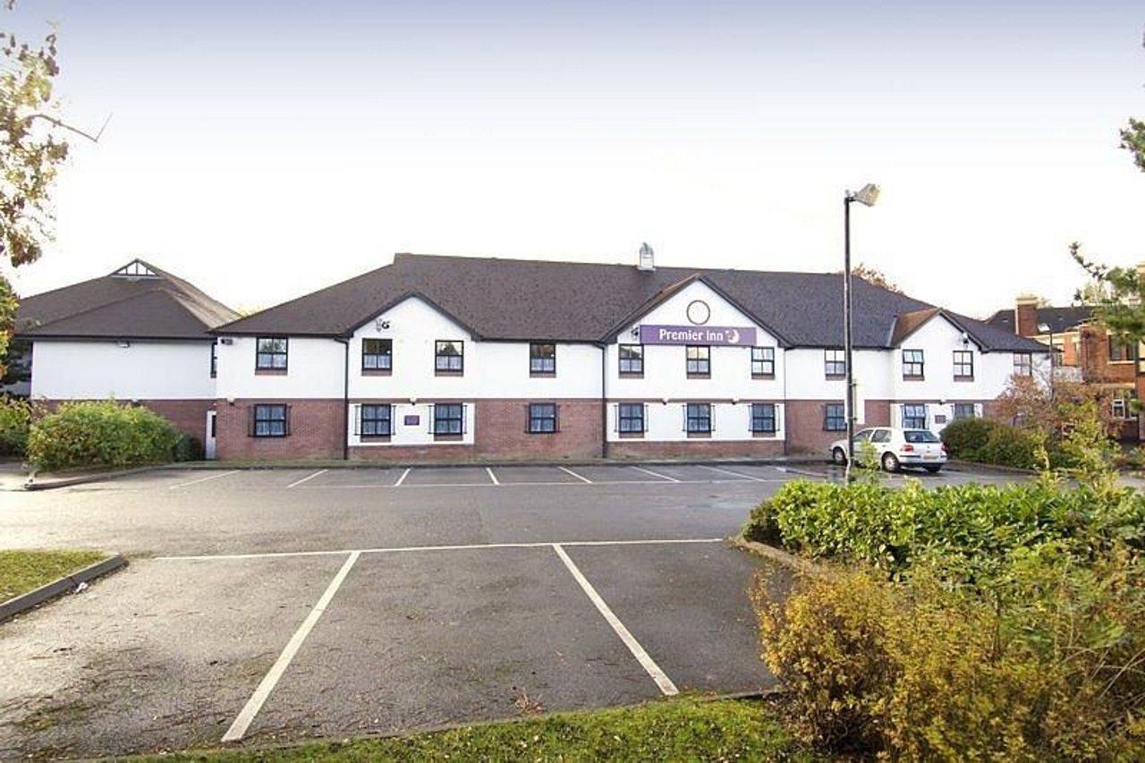 Premier Inn Manchester Airport Ringway Exterior foto